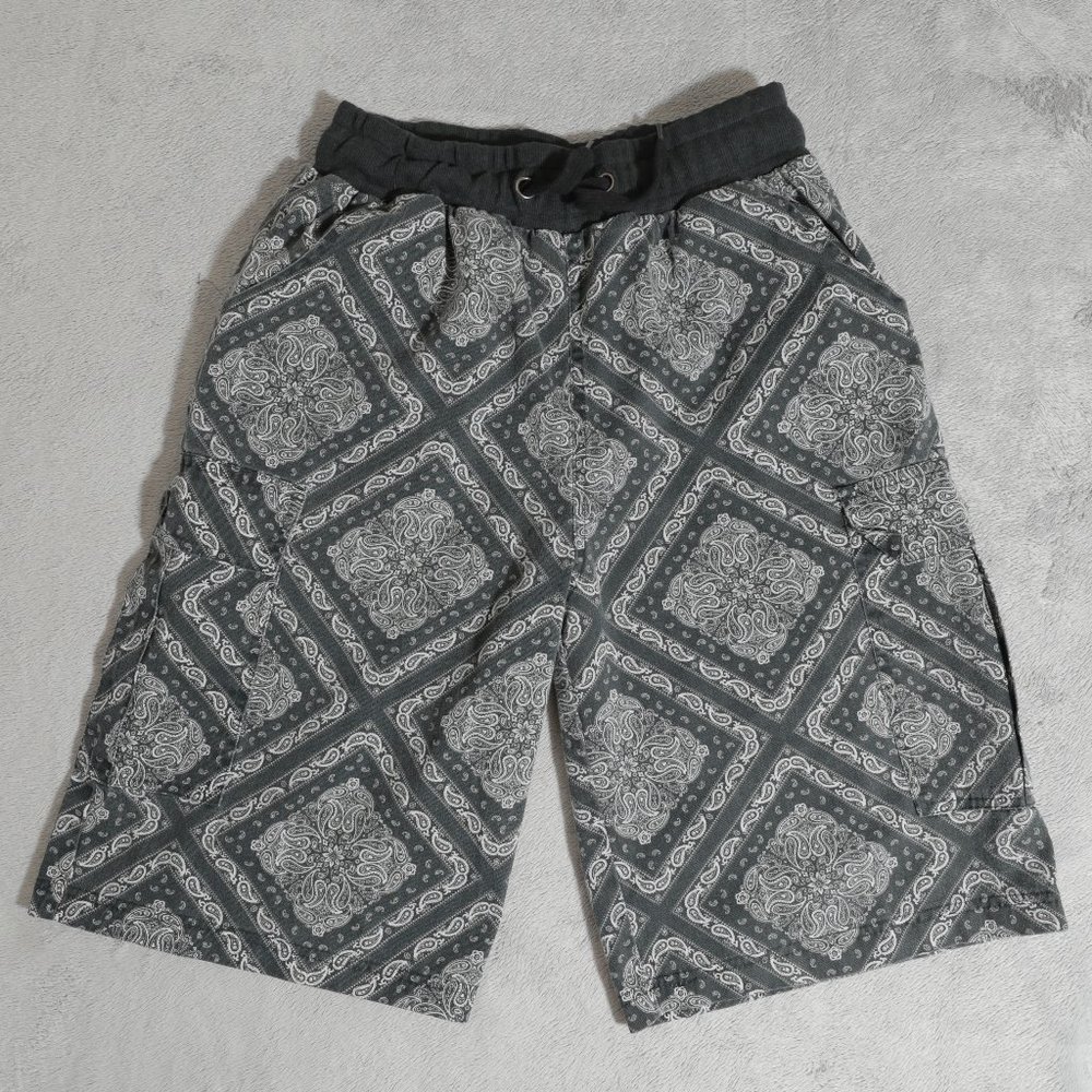 Pro Daya Heavyweight Paisley Black Bandana Shorts (L)